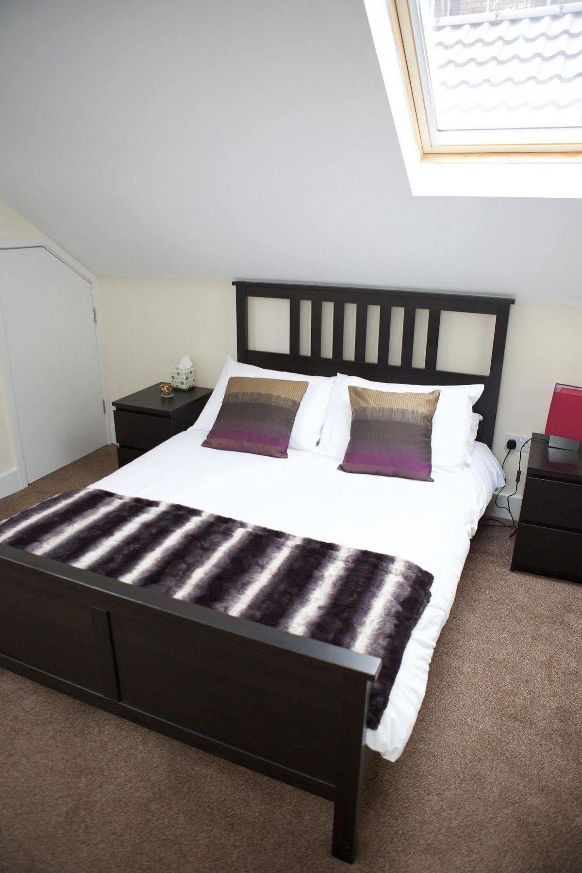 Bristol Serviced Lets - 152/154 Bath Road Extérieur photo